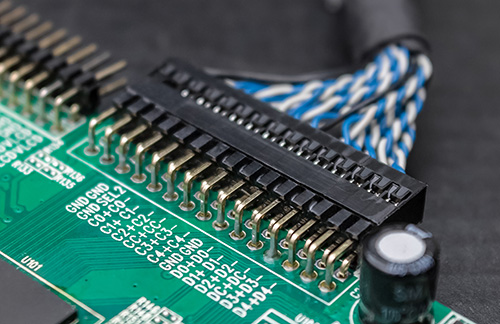 Circuit Board to Wire Harness Connection with Multiple Twisted Wire Pairs