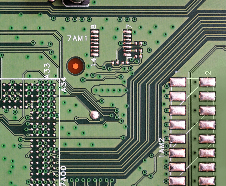 differential signal trace pairs on a circuit board