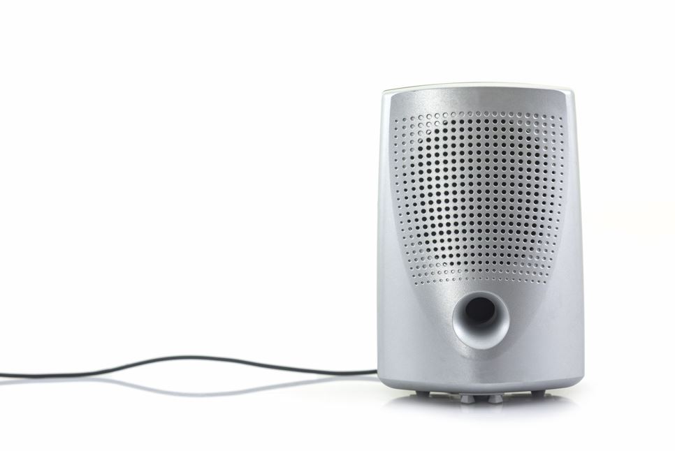 small powered speaker with cord